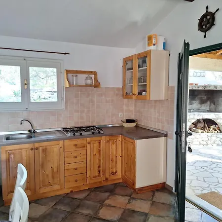 بيت للعطل Robinson House Cvita