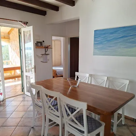 بيت للعطل Robinson House Cvita